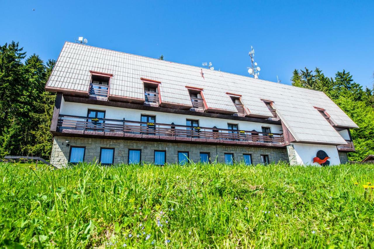 Horsky Hotel Kozubova Dolní Lomná 外观 照片