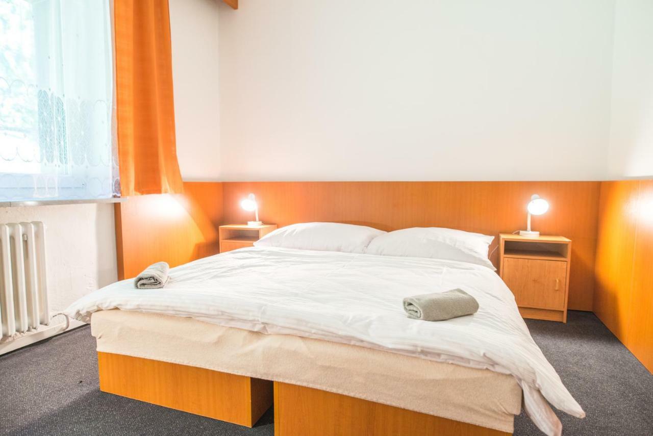 Horsky Hotel Kozubova Dolní Lomná 外观 照片