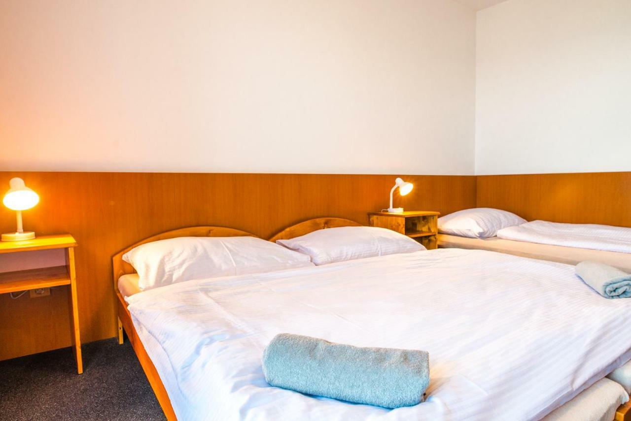 Horsky Hotel Kozubova Dolní Lomná 外观 照片