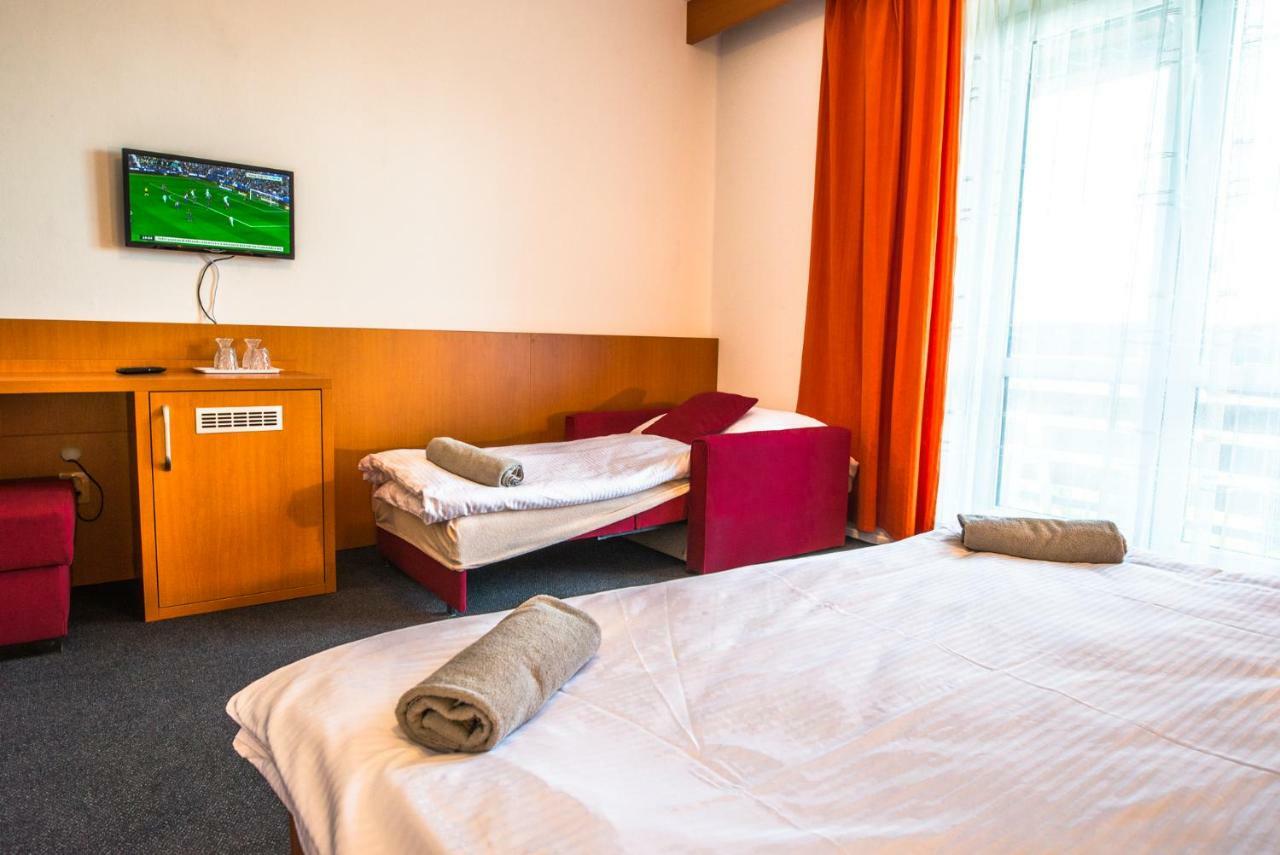 Horsky Hotel Kozubova Dolní Lomná 外观 照片
