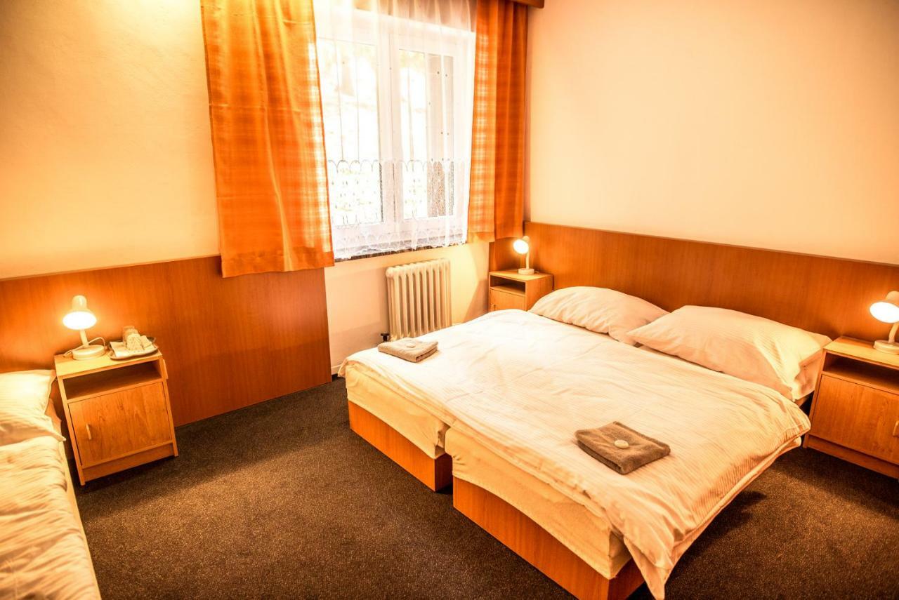 Horsky Hotel Kozubova Dolní Lomná 外观 照片