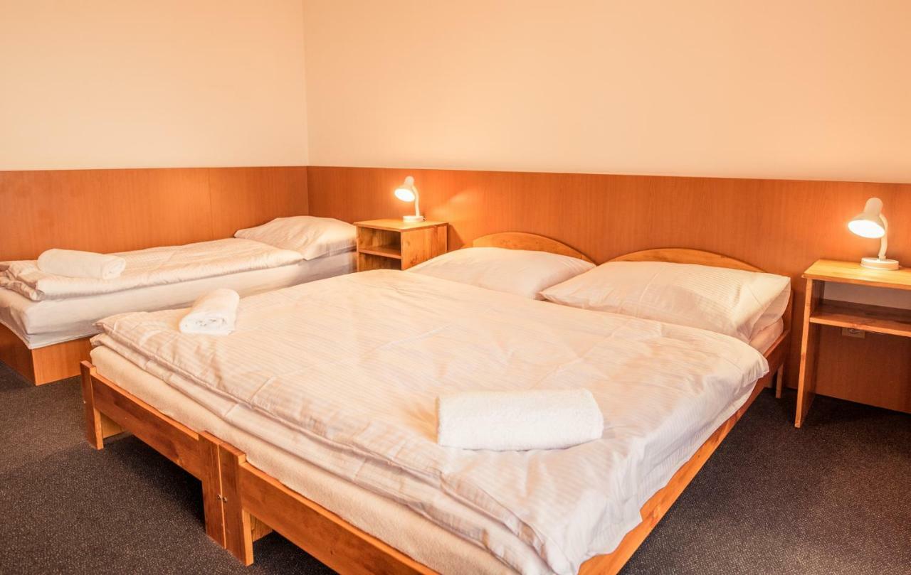 Horsky Hotel Kozubova Dolní Lomná 外观 照片