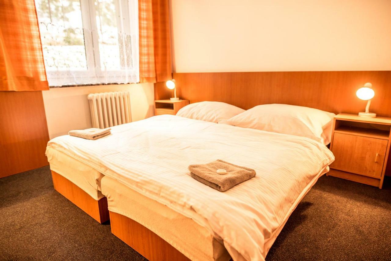 Horsky Hotel Kozubova Dolní Lomná 外观 照片