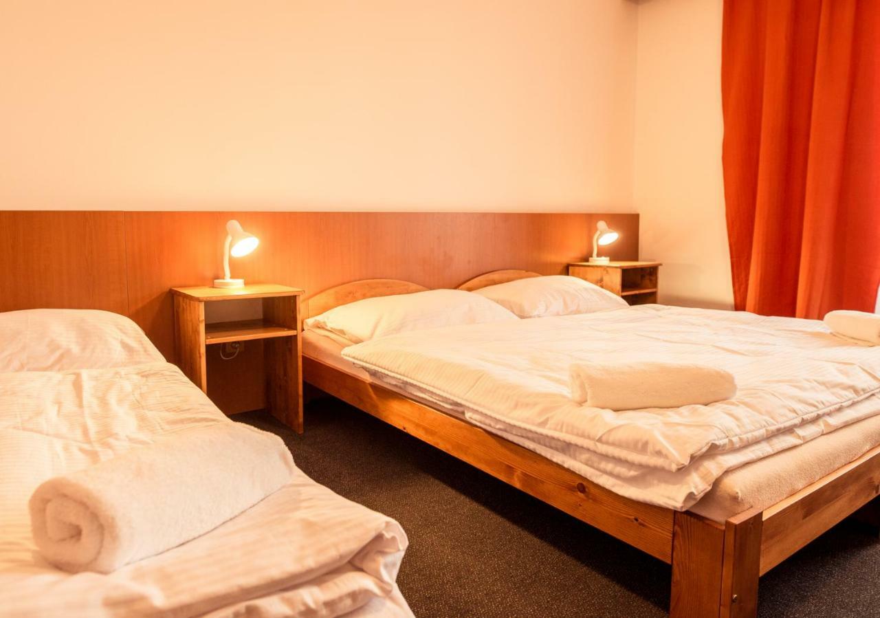 Horsky Hotel Kozubova Dolní Lomná 外观 照片