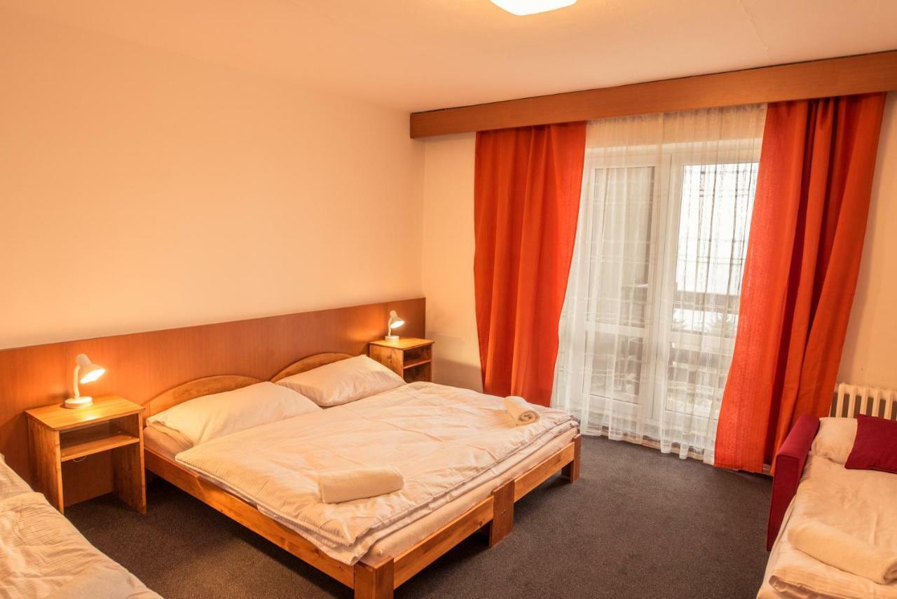 Horsky Hotel Kozubova Dolní Lomná 外观 照片