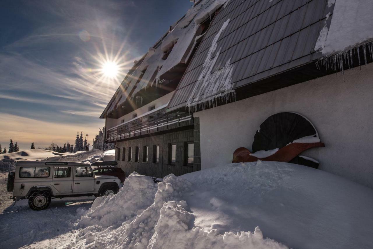 Horsky Hotel Kozubova Dolní Lomná 外观 照片